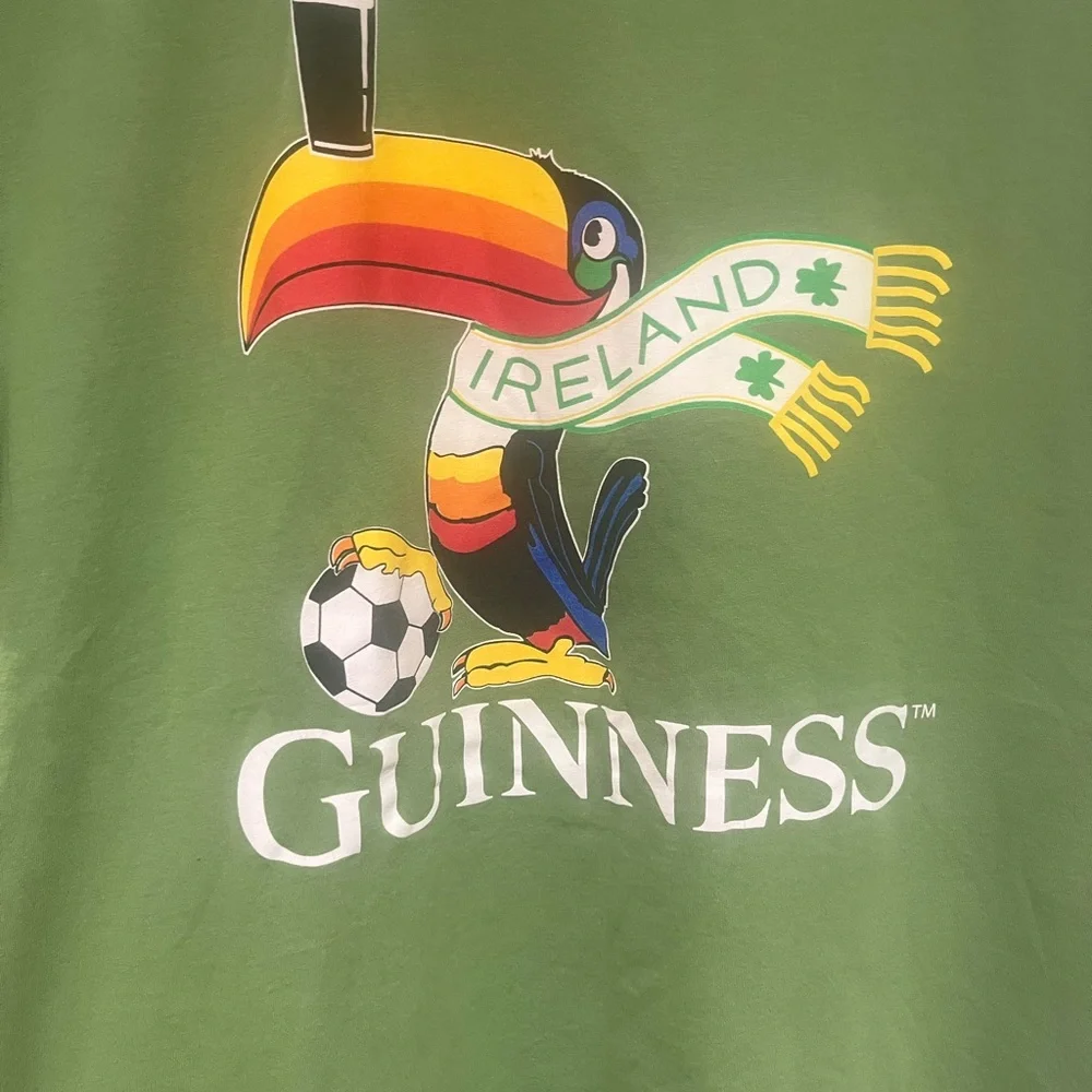 Guinness Men’s Ireland Toucan Soccer Graphic Tee Green Size M - Picture 2 of 3